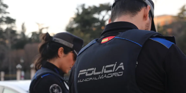 马德里惊现暴力闯入案：男子殴打前伴侣并强行带走婴儿