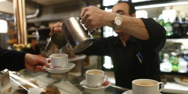 西班牙临时合同工可申请补助 每月最高570欧元