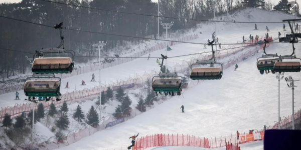 中日关系僵持下 中国滑雪爱好者从北海道转战东北