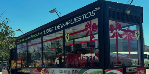 西班牙“礼物卡车”遭洗劫 30万欧元大奖抽奖保险箱被盗