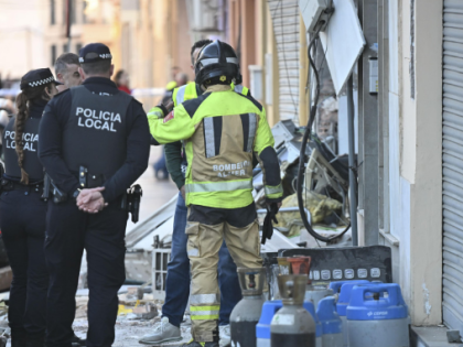 西班牙南部咖啡馆爆炸致1死3伤 初步疑为燃气瓶引发