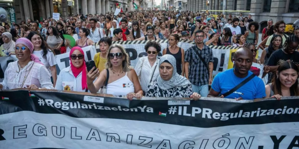 西班牙多党联合要求立即停止大赦  背后是党派之间的利益互动