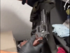 巴塞罗那两名青年持仿真手枪专抢未成年人 涉嫌多起暴力抢劫被捕
