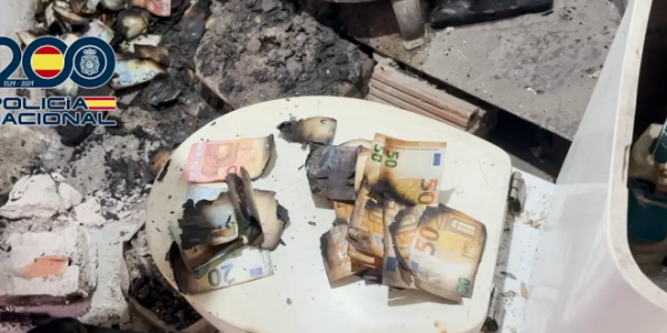 马德里警方突查Usera住宅 查获可卡因与海洛因 两人被捕