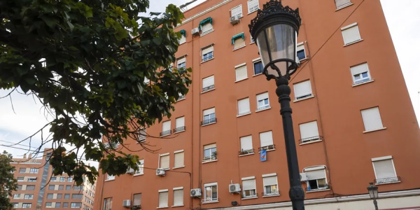 瓦伦西亚一名男子因殴打室友致死被捕