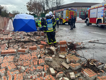 马德里Getafe一墙倒塌造成两人受伤  可能与降雨有关