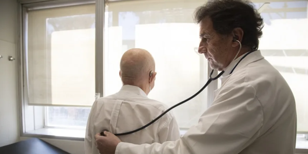 西班牙流感进入流行阶段：病例飙升、病毒传播呈现异常