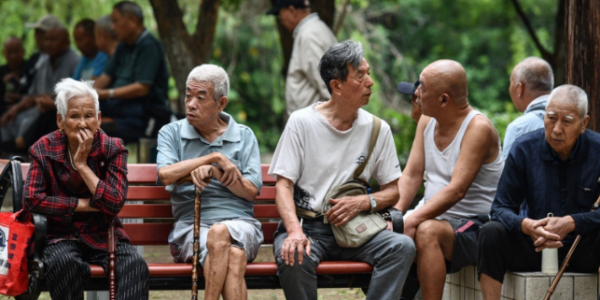 再过5年中国老龄化接近发达国家平均水平