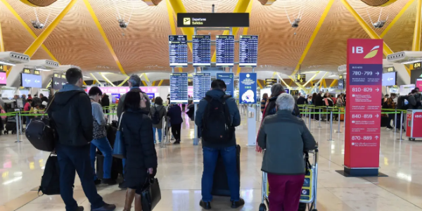 12个机场陷入罢工风波 西班牙超130万旅客或受影响