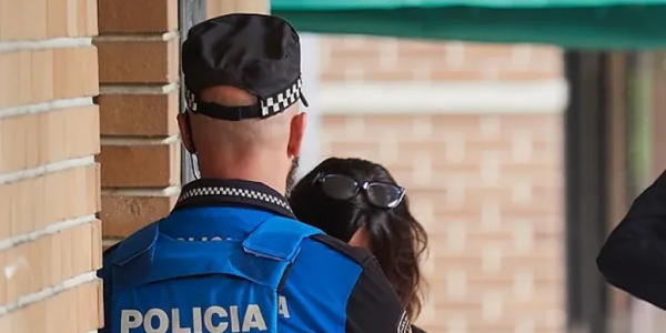 女子凌晨坠楼身亡 北部一男子因违反禁令被捕