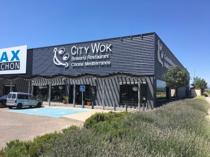 西班牙知名自助中餐厅结束营业 居民惊讶又依依不舍