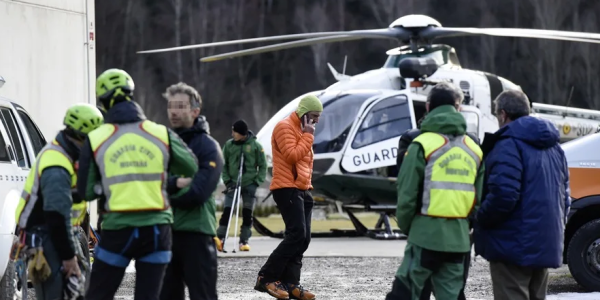西班牙北部雪崩事故造成三死三伤 当局紧急救援