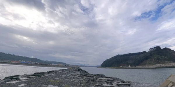 阿斯图里亚斯海岸一女子失踪  目击者称听到呼救声