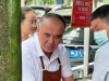 每天扯1000多碗，重庆扯面大爷表情失控引关注，本人发声：现在手都是肿的