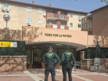 西班牙警员休班出手 成功追回900欧元被盗现金