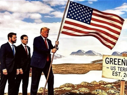 特朗普发“旗插格陵兰”图 分析指志在必得剑指中俄