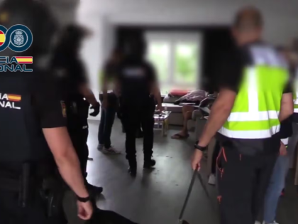 西班牙警方捣毁一个中国黑帮 解救33名受害女性（图）