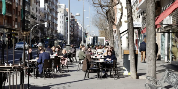 加泰警方突袭九人落网 查获大量非法药物与二十万欧元现金