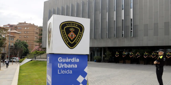 光天化日下作案！西班牙24岁男子边抢劫边性侵 引发关注