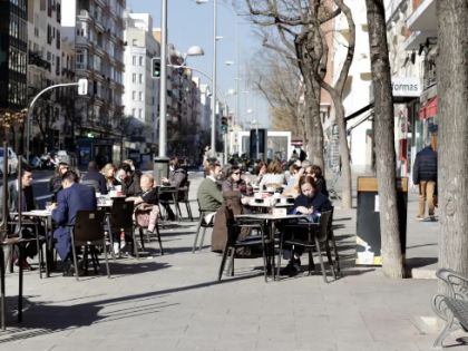 加泰警方突袭九人落网 查获大量非法药物与二十万欧元现金