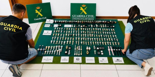 西班牙警方查获246块假冒名表 估值超过150万欧元