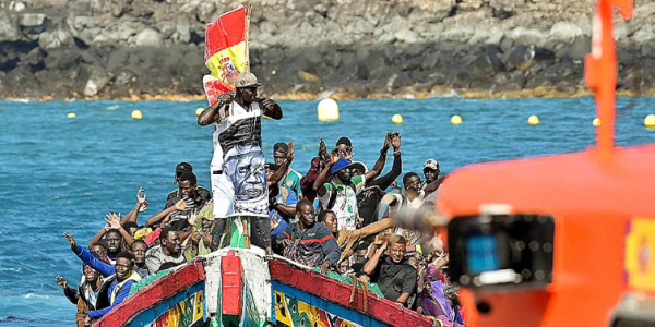 南部海域一移民船获救 4 人已死亡 多人被送医