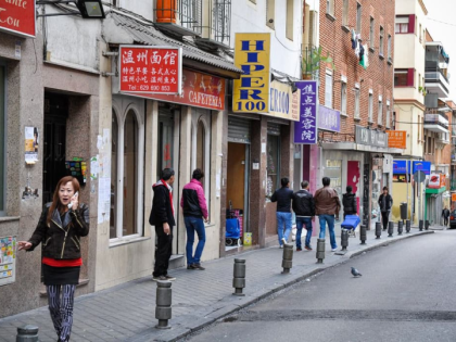 研究称西班牙华人一般温顺沉默  遭遇种族歧视也更多