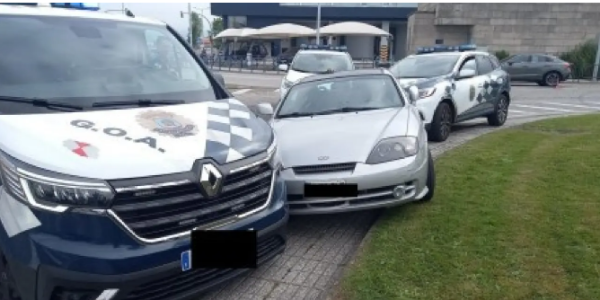 车子失控冲出道路酿惨剧  西班牙一女司机翻车身亡