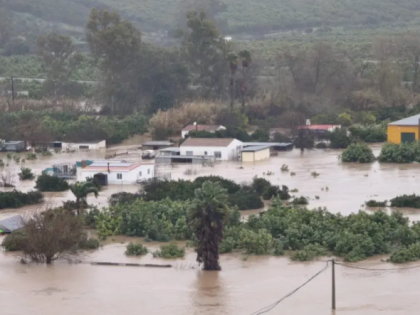更大风暴将登陆西班牙 上万拯救人员奔赴灾区  交通局呼吁避免出门