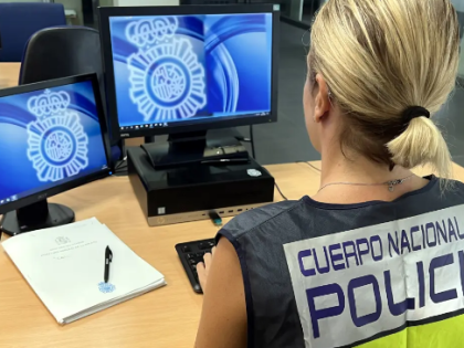 冒充银行工作人员电话诈骗，25岁男子涉案超15万欧元被捕