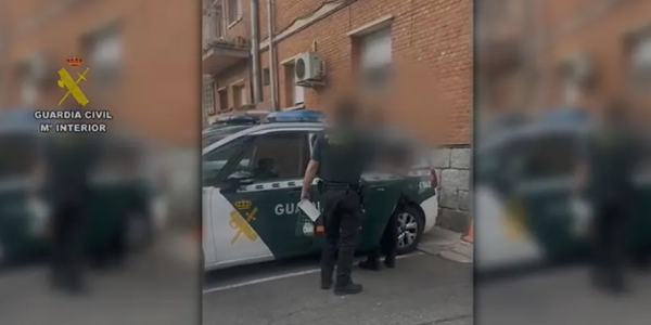 利用仓库主管身份私下卖货！马德里男子涉嫌盗取上千瓶酒