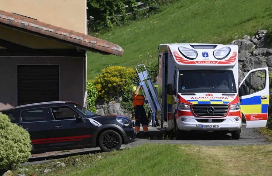 西班牙发生枪击事件 男子死亡女子重伤